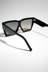 ÓCULOS MASCARA PRETO LENTE DEGRADE - acetato italiano (88)